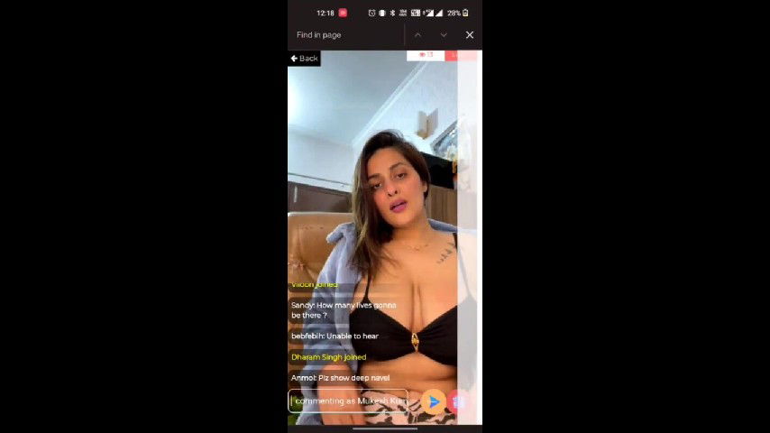 Vansheen Verma Showing Deep Cleavage Navel to Tease on App Live  