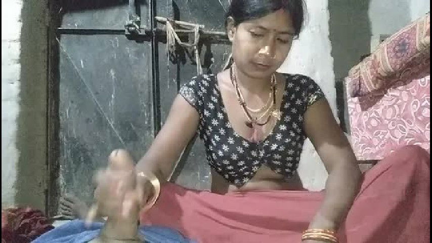 Hot and sexy fucking her cremei pussy