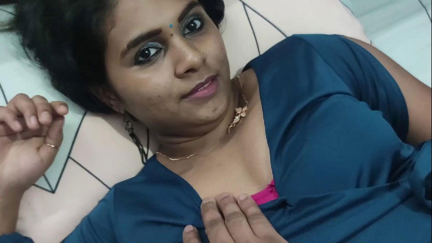 Vaishnavi – Hot Thigh Romance With Navel In Modern Dress