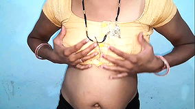 Jija ne sali ko choda Aaj to chhoti sali ko ghar par bula kar chod diya biwi gayi thi Sadi me to sali ko hi choda hot sexy desi