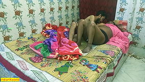 Hot Bhabhi has morning sex with a teen boy with a big dick at a hotel!! Cheating wife sex