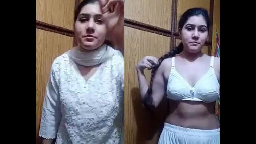 Fgr Xxx - pk sexy bhabi nice boobs n fgr - Desi porn - New Indian XXX Videos -  KamaBaba.desi