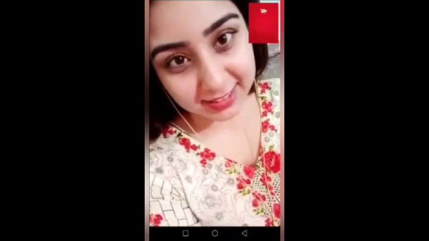 Paki Girl Showing On VideoCall