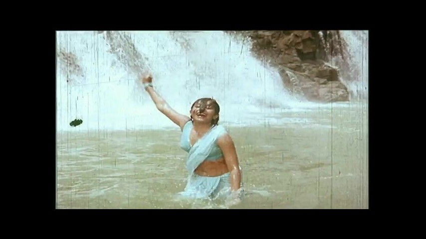 Rare hot yesteryear beauty Rupini boobs pressed hard, wet navel boob show in blouse